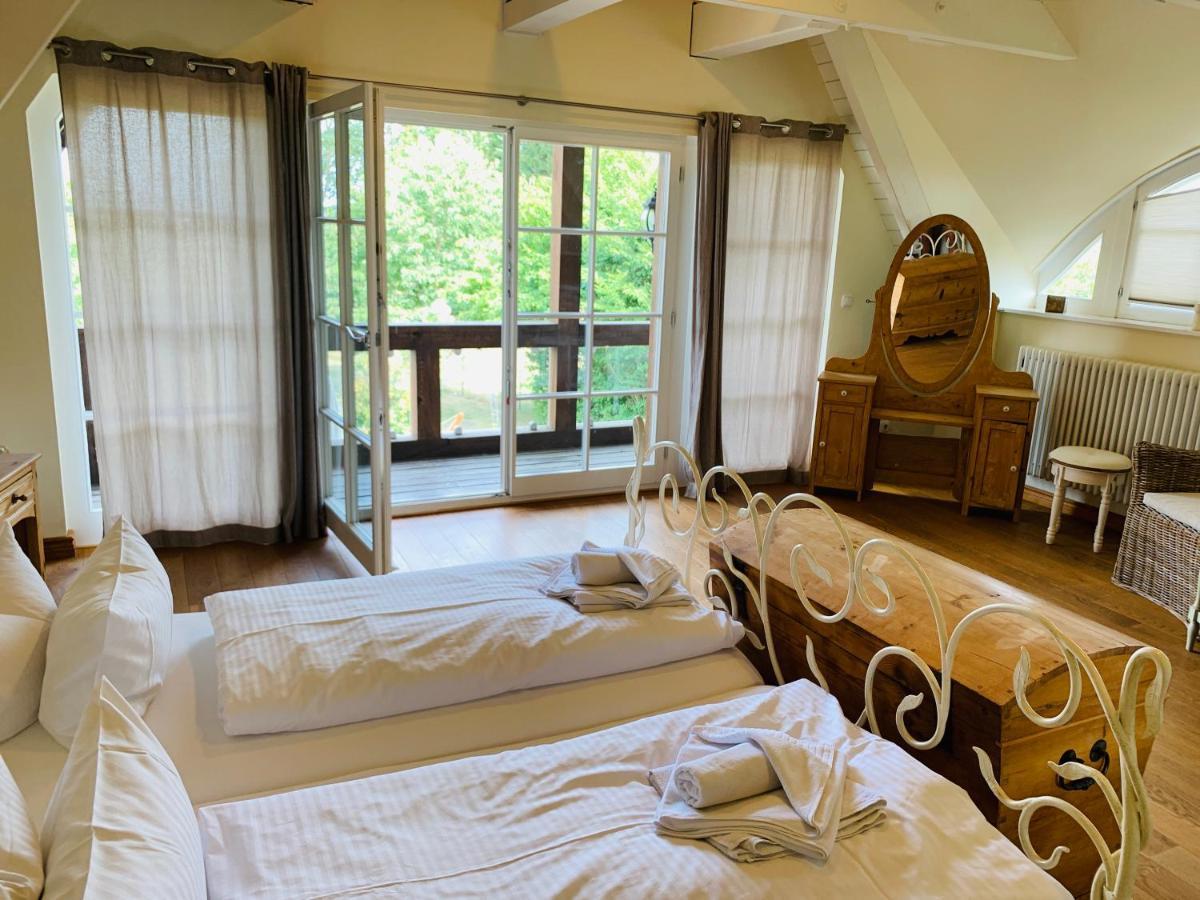 Landhaus Am Achterwasser Mit Bootssteg Grussow Dış mekan fotoğraf