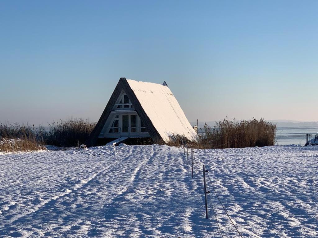 Landhaus Am Achterwasser Mit Bootssteg Grussow Dış mekan fotoğraf